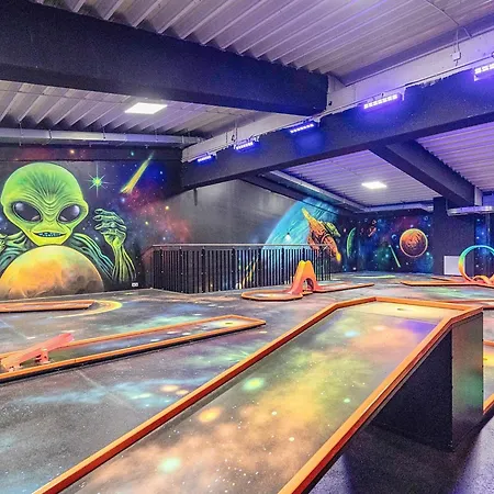 6 Personen In アパート *