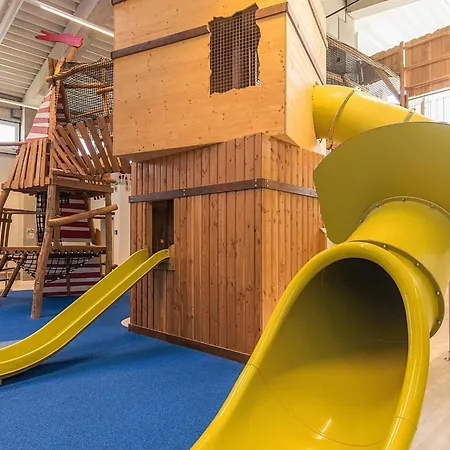 6 Personen In アパート *